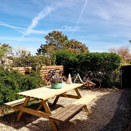 Apartamento Amsterdam 9, Private Garden Zandvoort